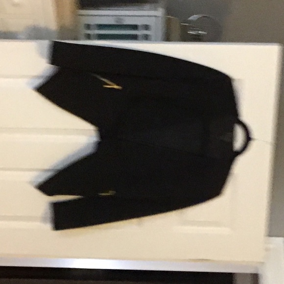 Black short jacket - Picture 2 of 2